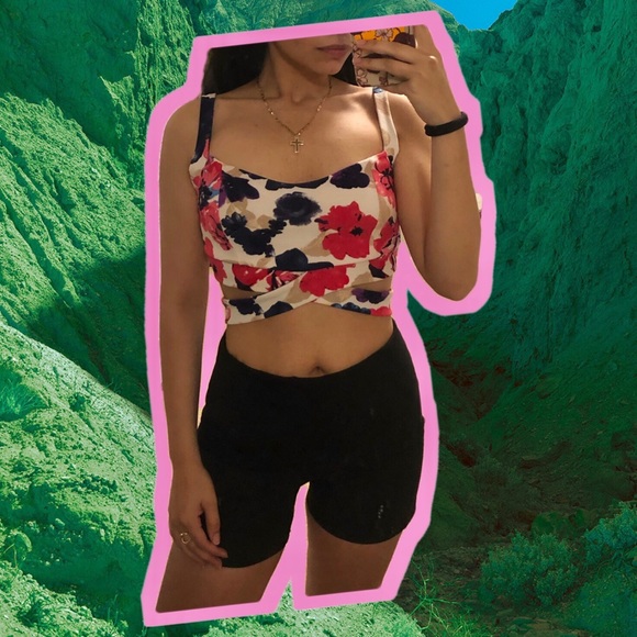 FLORAL CROSSED OVER BRALETTE/CROP - Picture 2 of 7